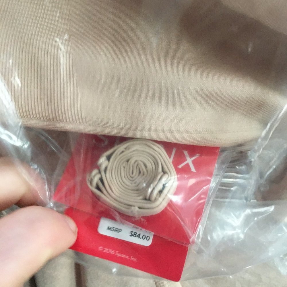 SPANX High Waisted Mid Thigh Short Bodysuit - Picture 4 of 16